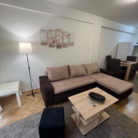 Apartment Dostojevski Novi Sad Ngoại thất bức ảnh